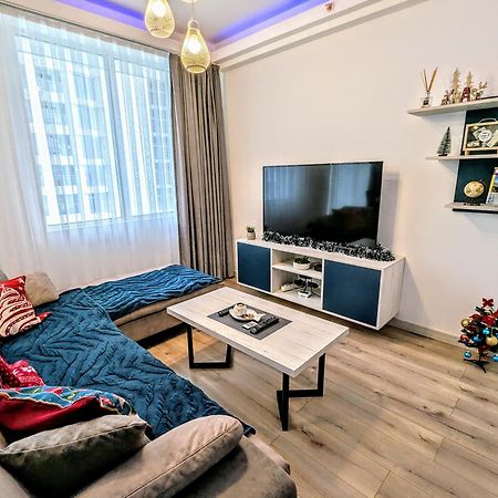 16Th Floor Sky View Condo With Pool And Fitness Скопие Екстериор снимка