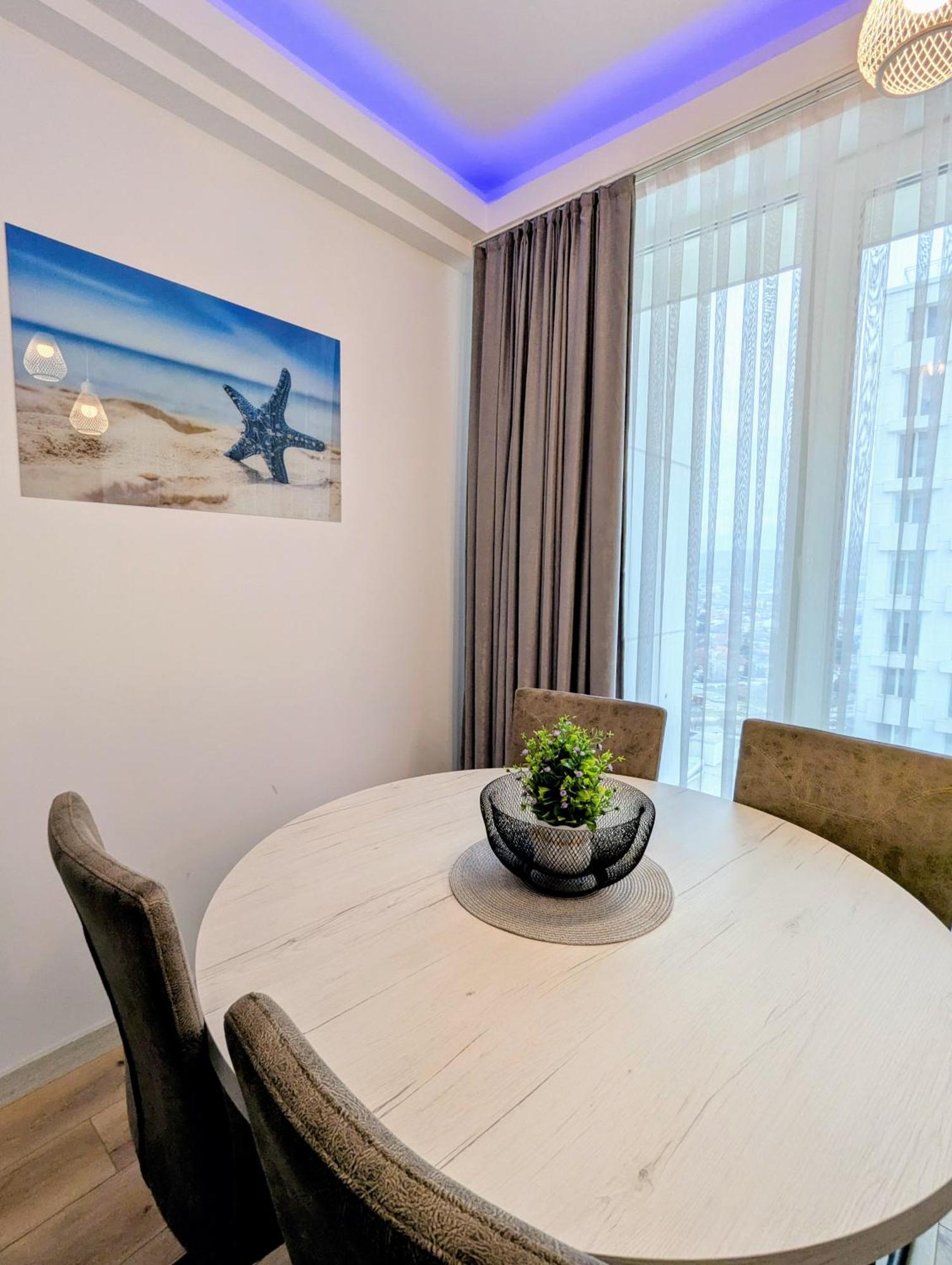 16Th Floor Sky View Condo With Pool And Fitness Скопие Екстериор снимка